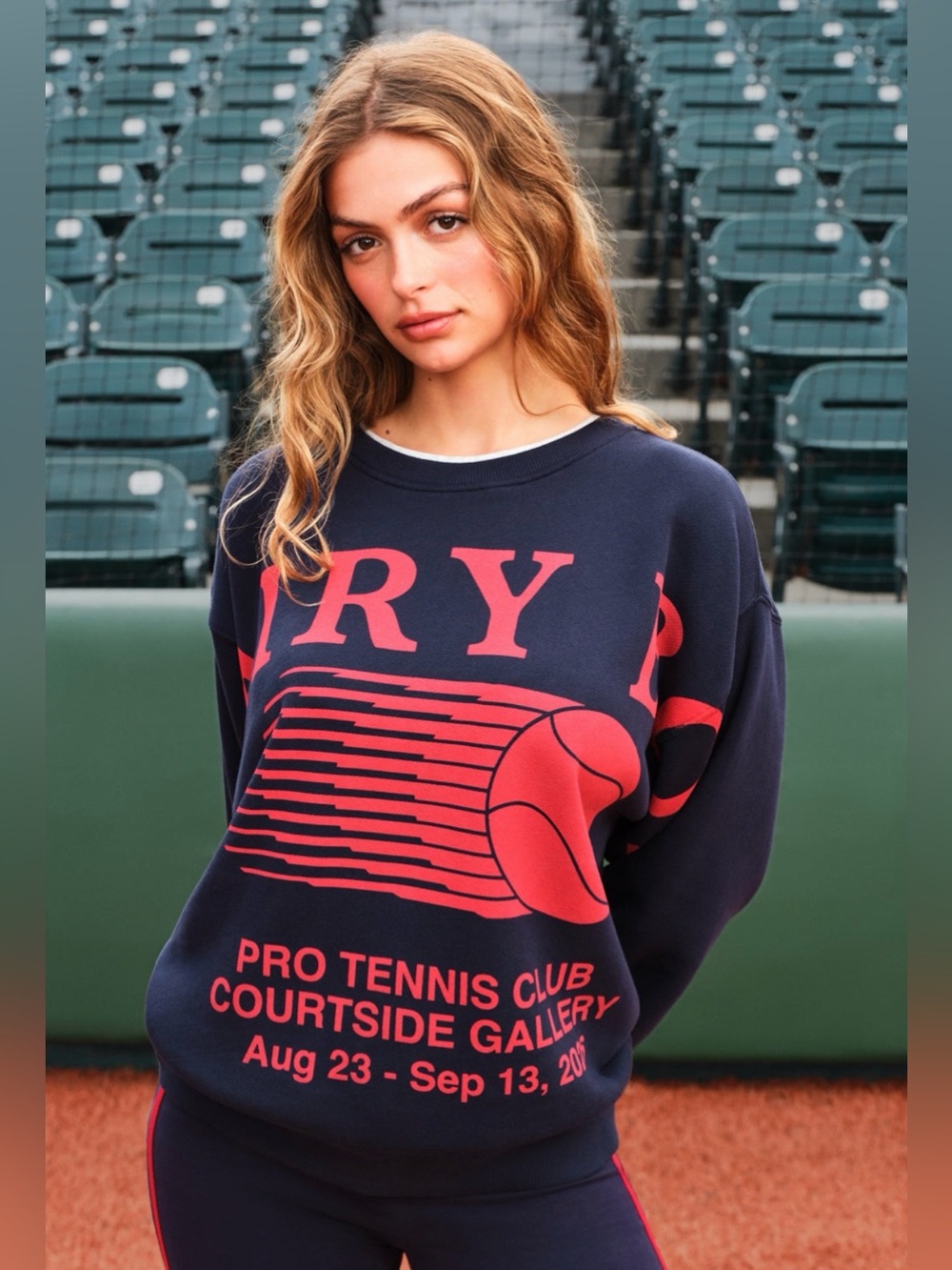 Dairy Boy Medium Home Slam Crewneck Sweatshirt. 💙⚡️